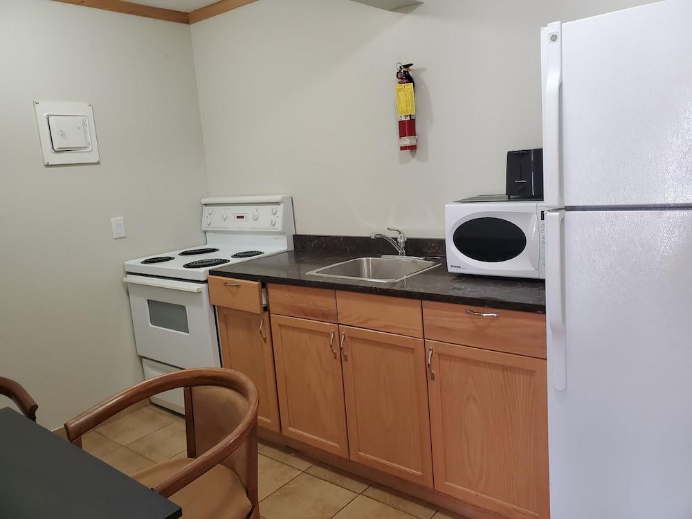 Travelodge By Wyndham Golden Sportsman Lodge Ngoại thất bức ảnh