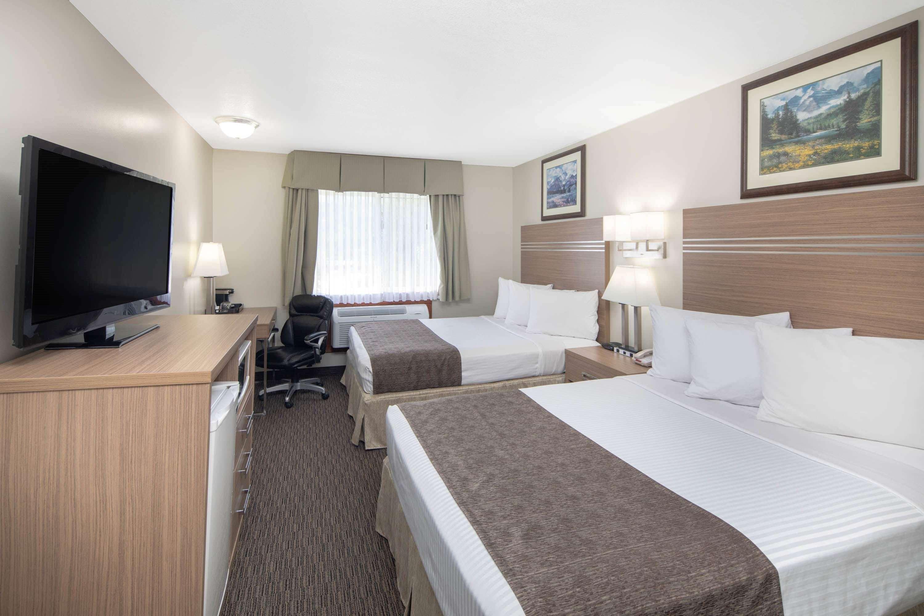 Travelodge By Wyndham Golden Sportsman Lodge Ngoại thất bức ảnh