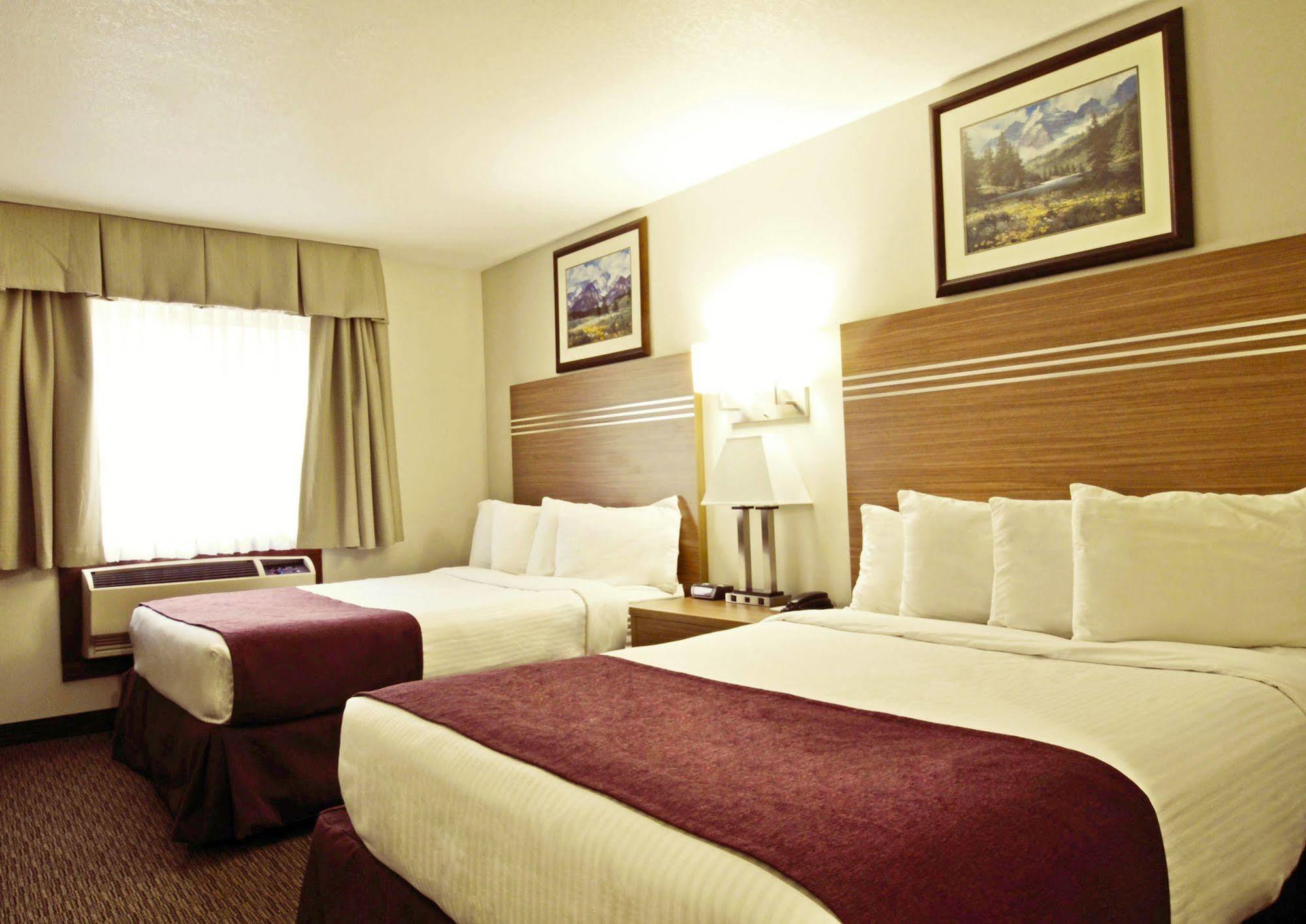 Travelodge By Wyndham Golden Sportsman Lodge Ngoại thất bức ảnh