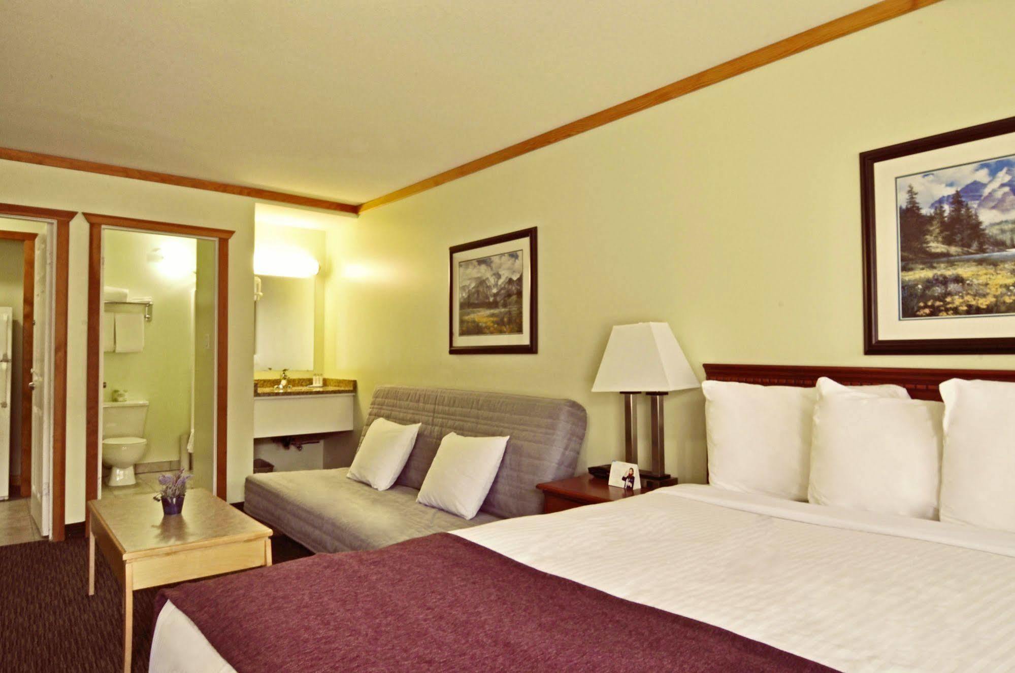Travelodge By Wyndham Golden Sportsman Lodge Ngoại thất bức ảnh